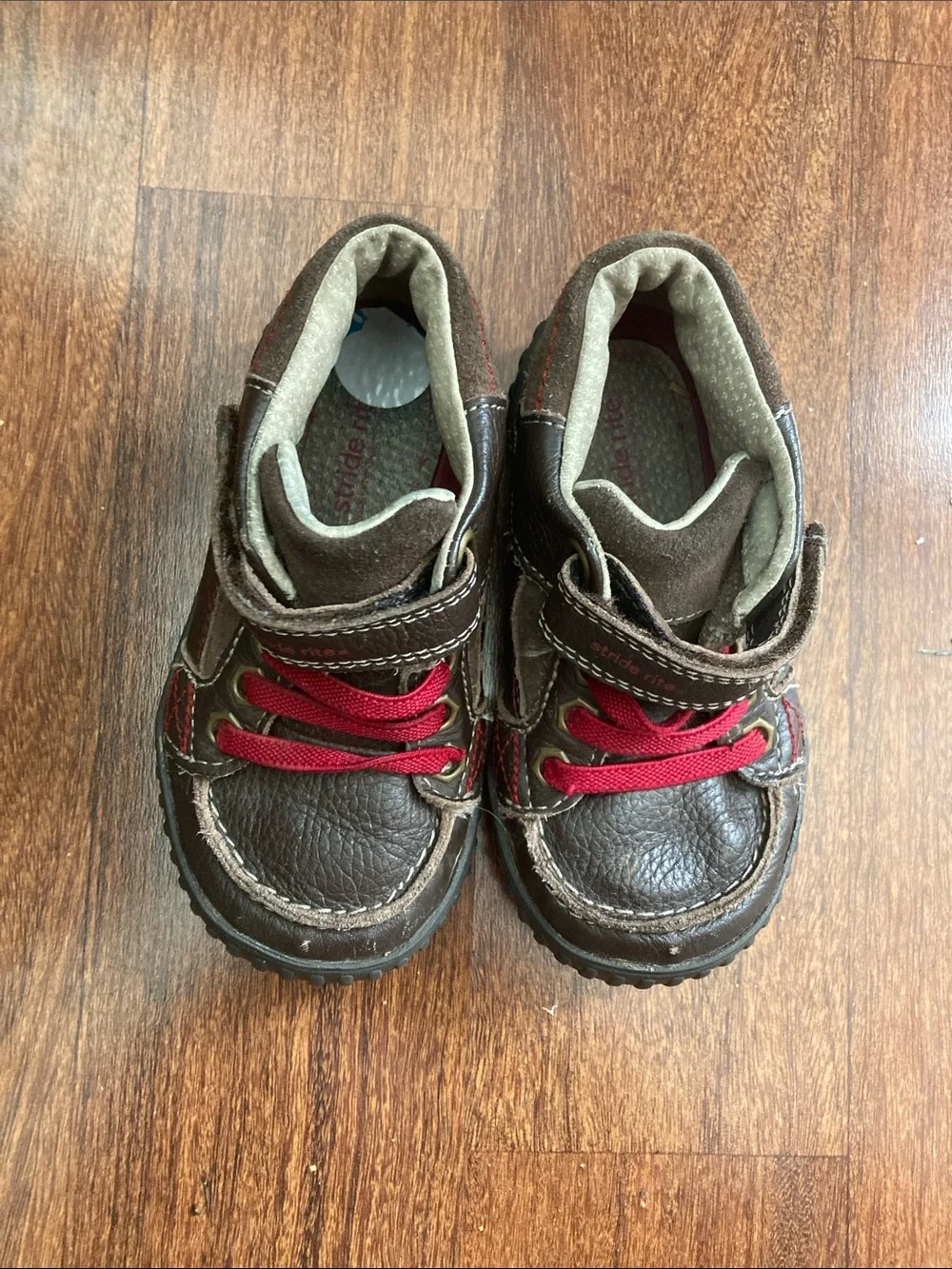 Stride Rite Brown Leather High-Top Sneakers Sz 7.5W
